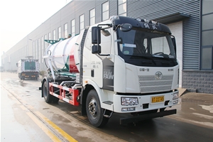 多功能吸污車